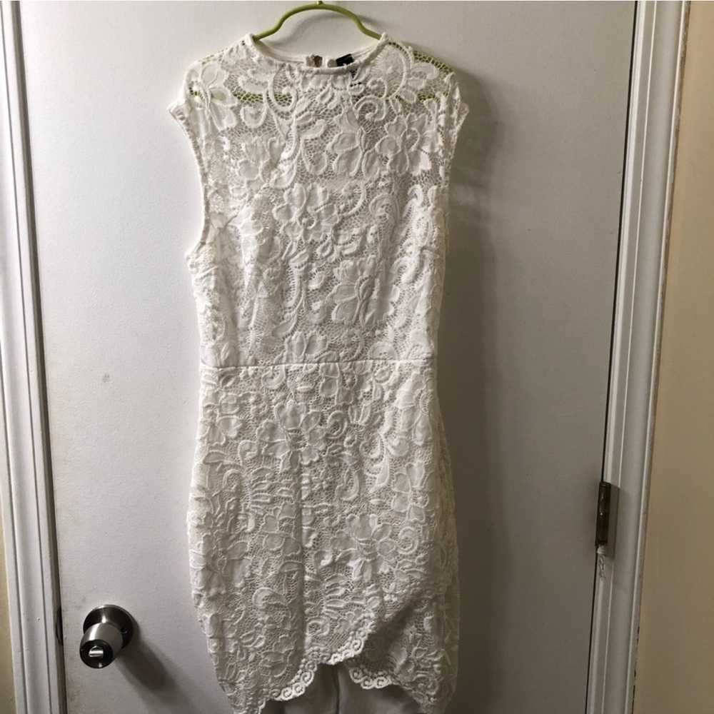 Elegant White Lace Dress